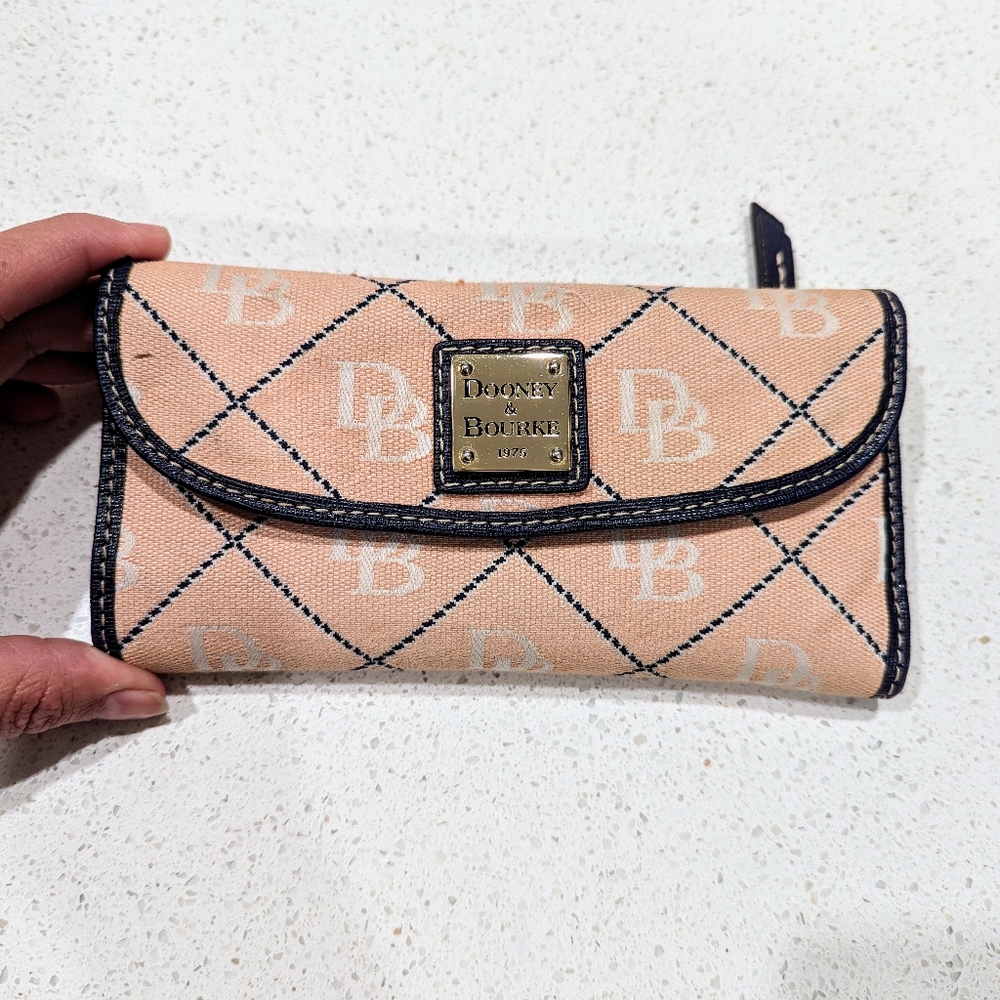 Dooney & Bourke Wallet
